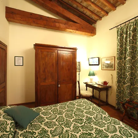 Bed & Breakfast Rovezzano 4*