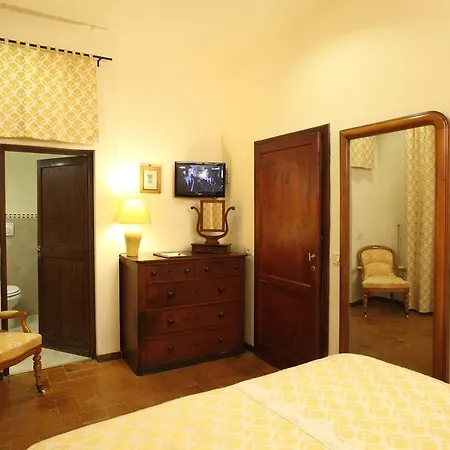 Alojamento de Acomodação e Pequeno-almoço Rovezzano 4*